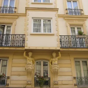 Otel De Nemours